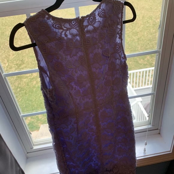 Lace Dress - Picture 3 of 4